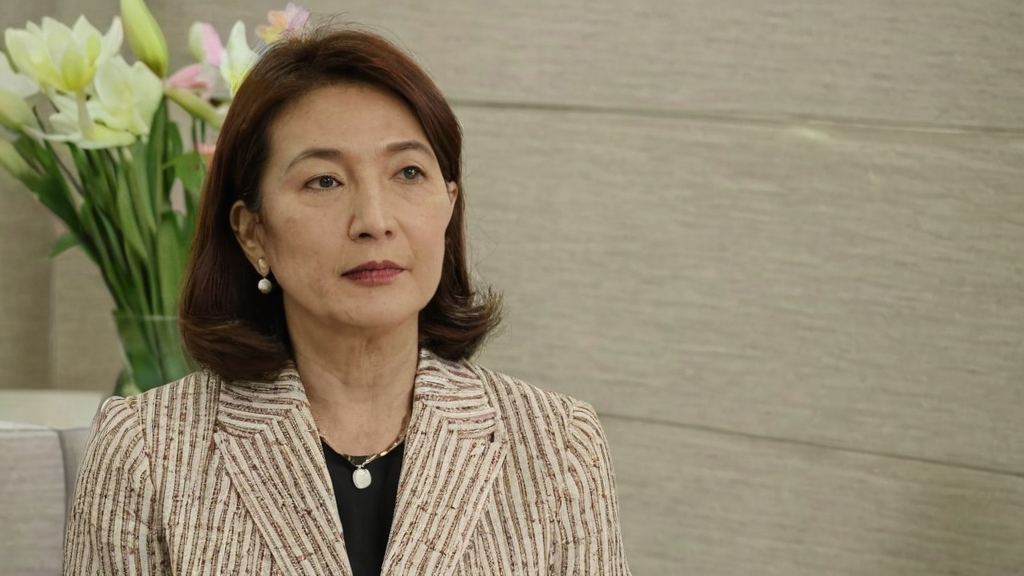揭秘娱乐圈幕后故事带你领略明星生活点滴，瓜酱酱还会分享一些明星倒水视频成热的反差趣味